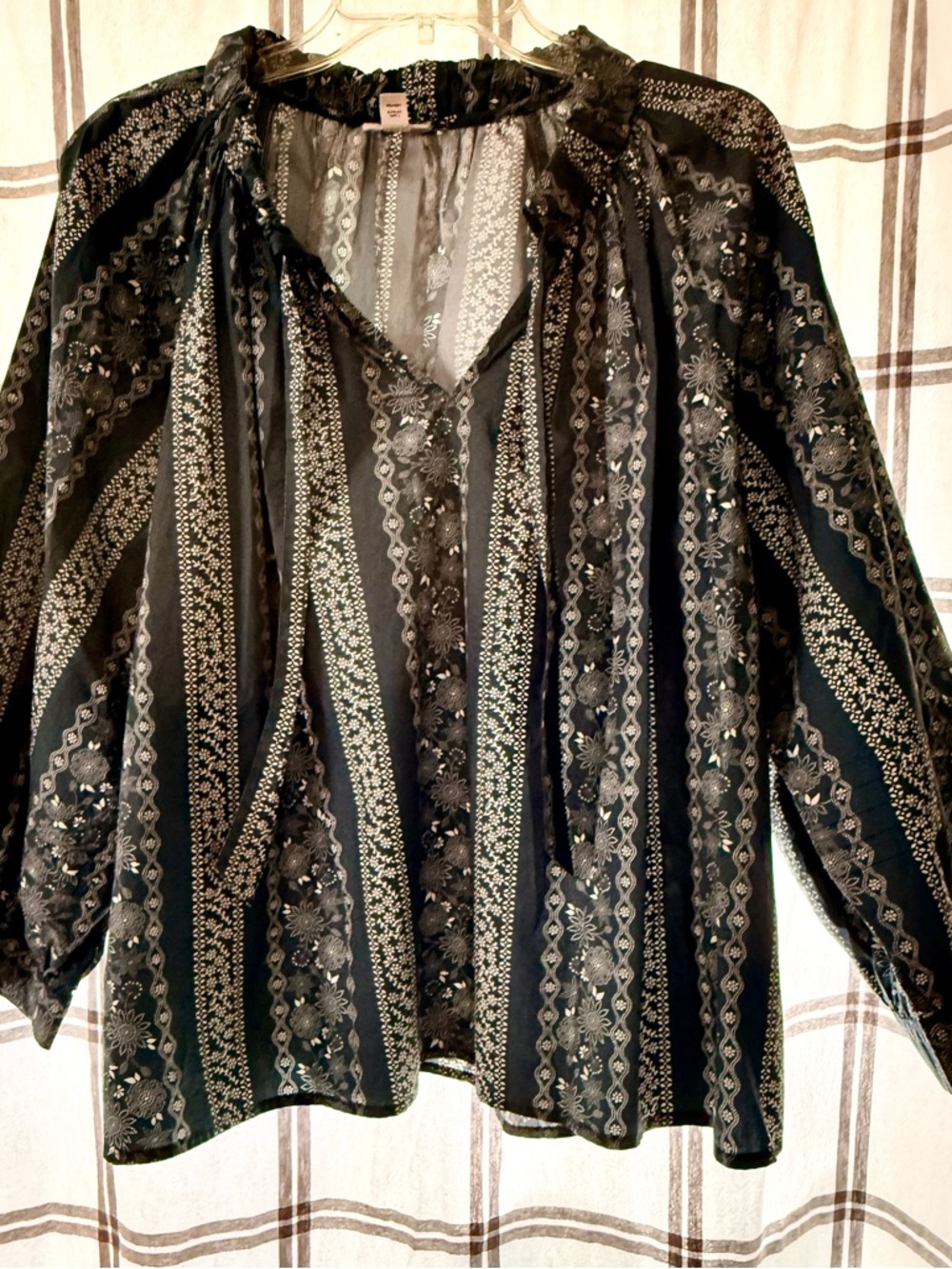 a.n.a Black and White V-Neck Long Sleeve Blouse with Tie